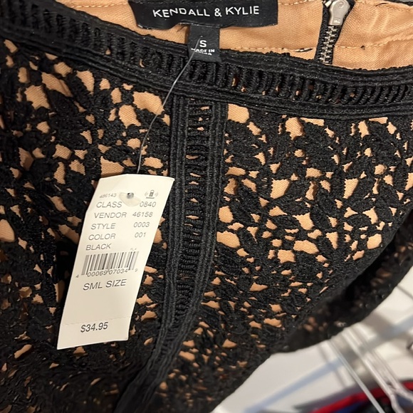 Matching set - Picture 4 of 6